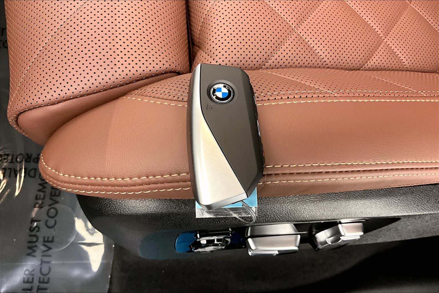 Thumbnail: 2026 BMW X5 - 20