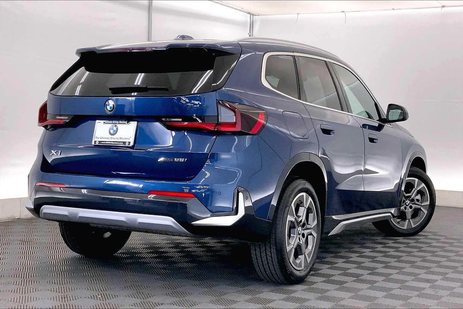 Thumbnail: 2025 BMW X1 - 22