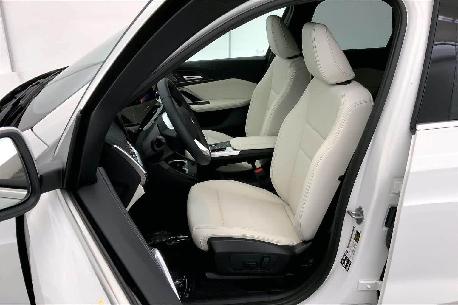 Thumbnail: 2026 BMW X1 - 11