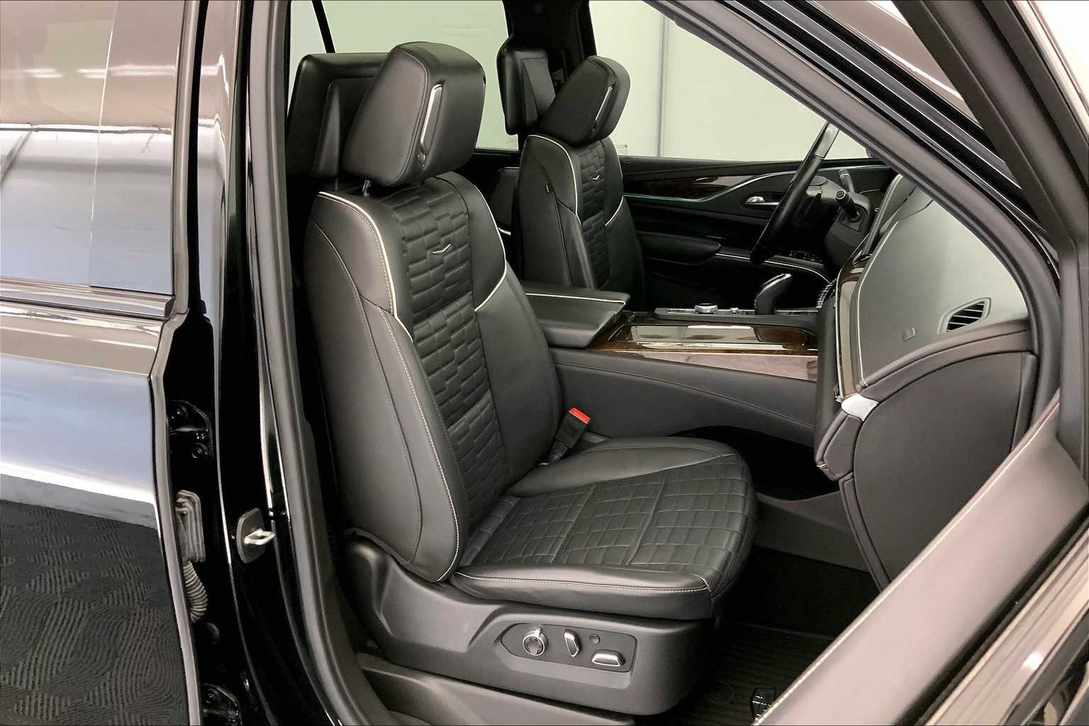 2021 Cadillac Escalade Sport Platinum 13