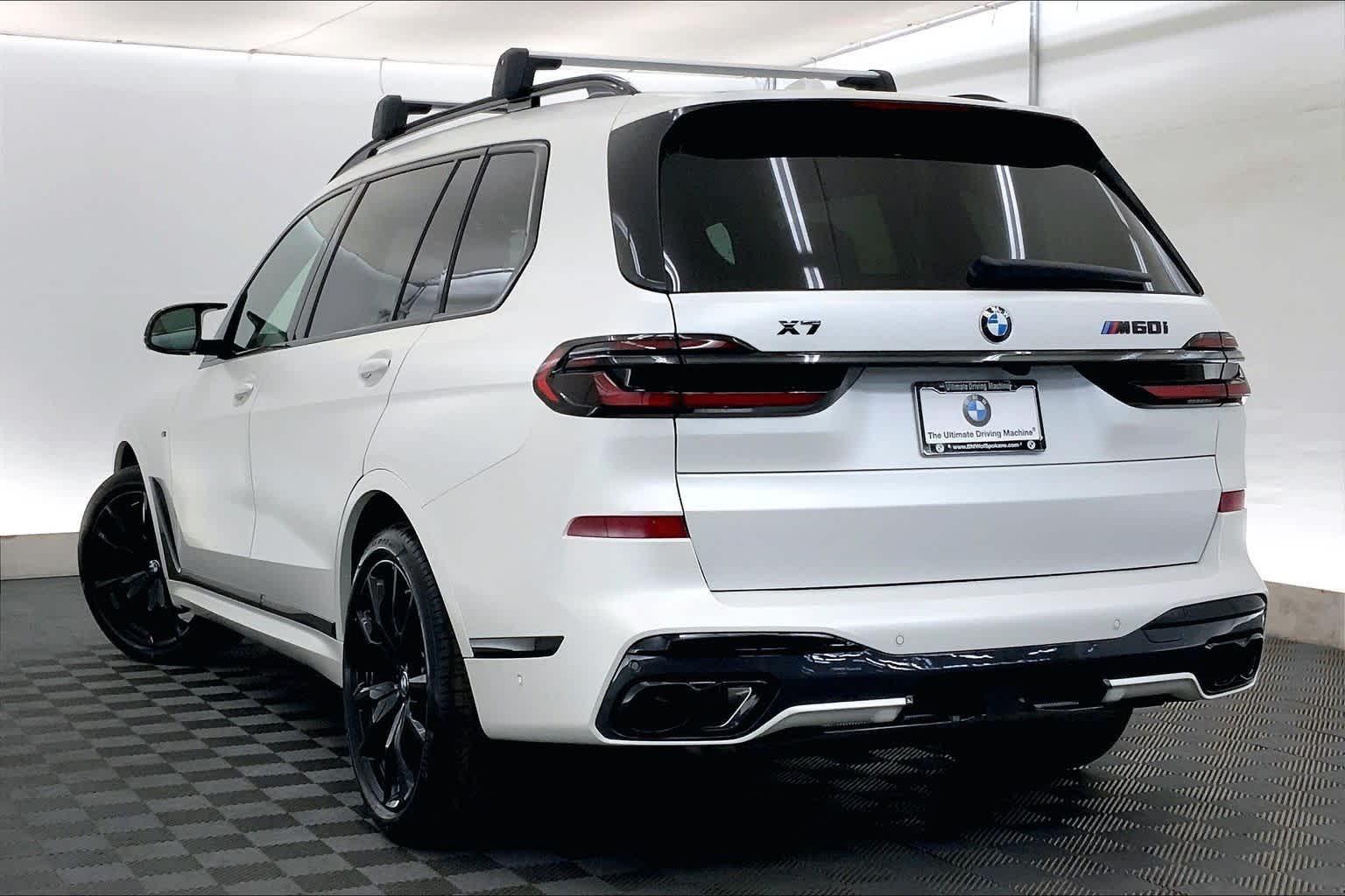 Thumbnail: 2026 BMW X7 - 4