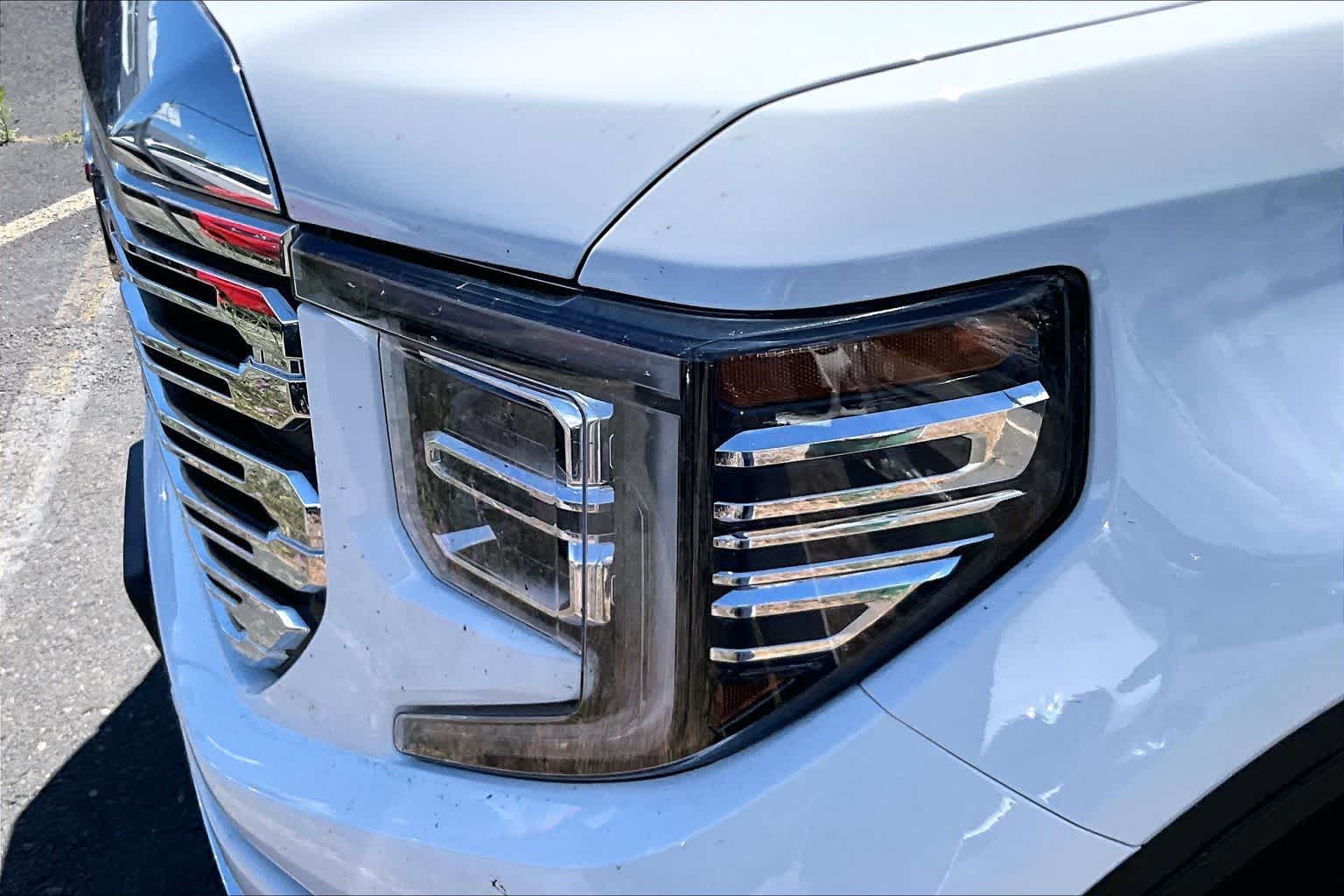 Thumbnail: 2023 GMC Sierra 1500 - 16