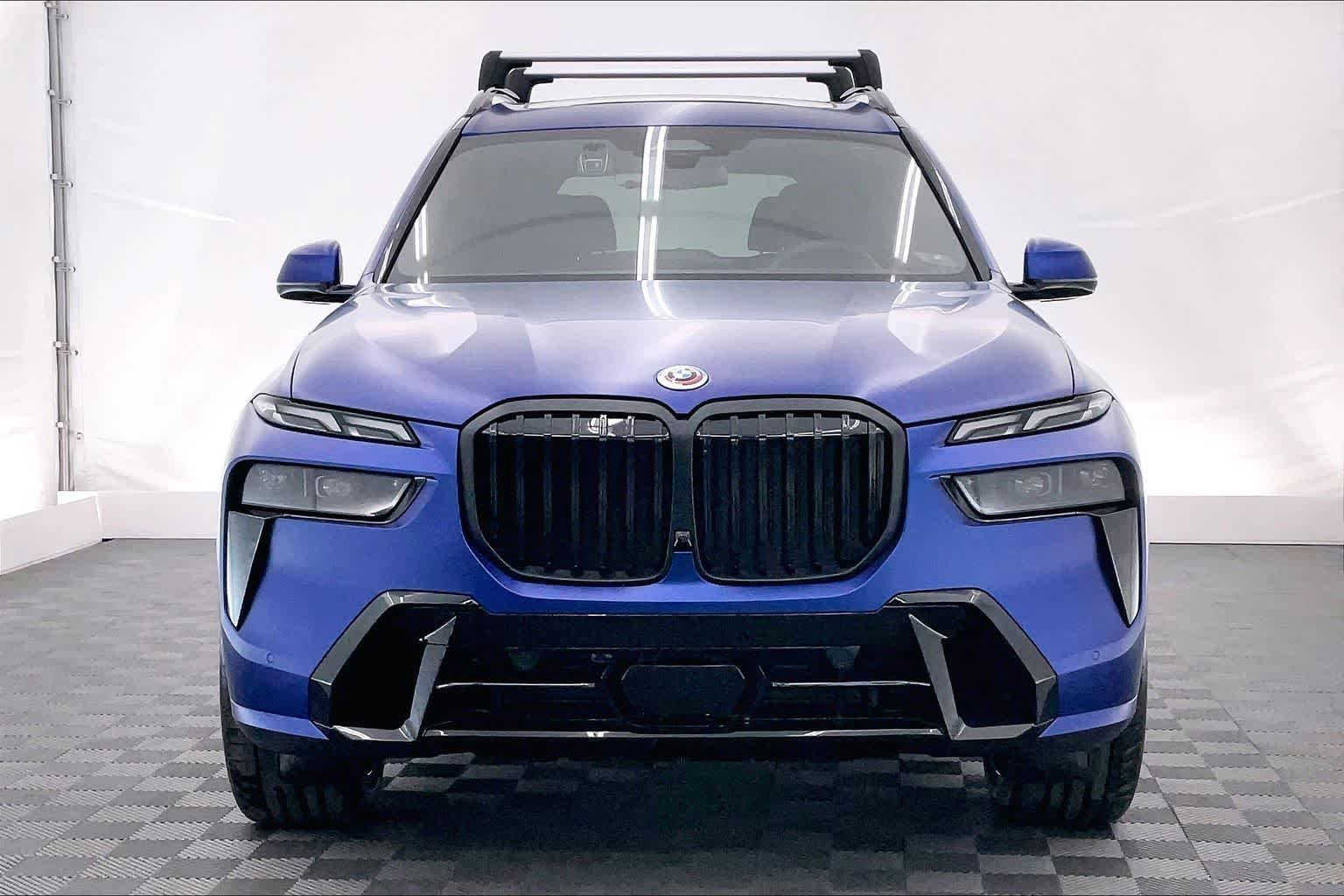 Thumbnail: 2026 BMW X7 - 6