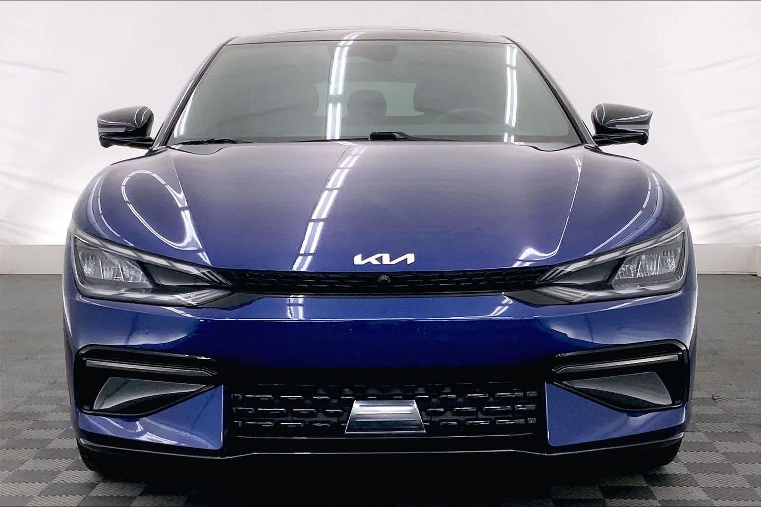 Thumbnail: 2023 Kia EV6 - 6