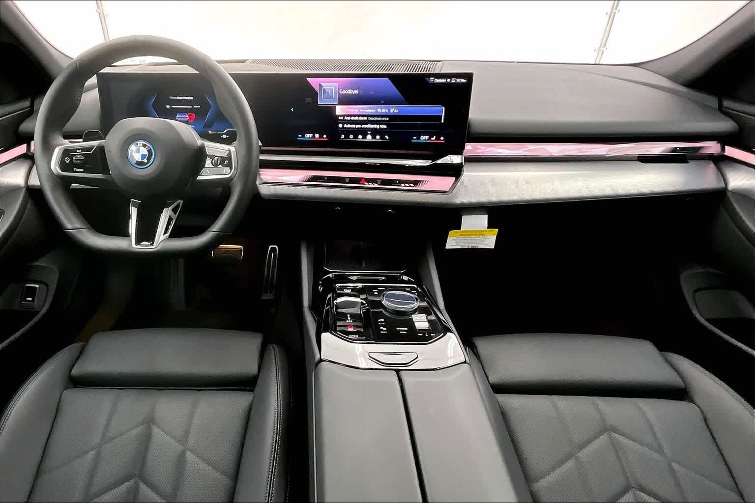 Thumbnail: 2026 BMW i5 - 10