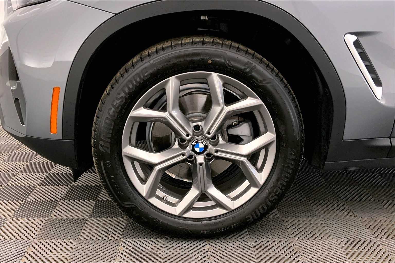 Thumbnail: 2024 BMW X3 - 8