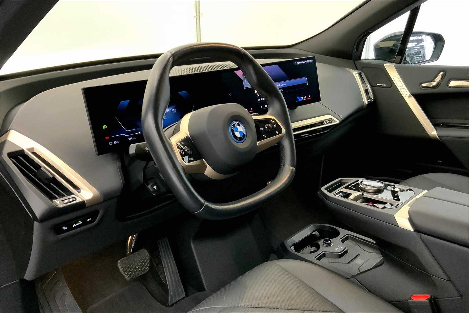 Thumbnail: 2024 BMW iX - 2