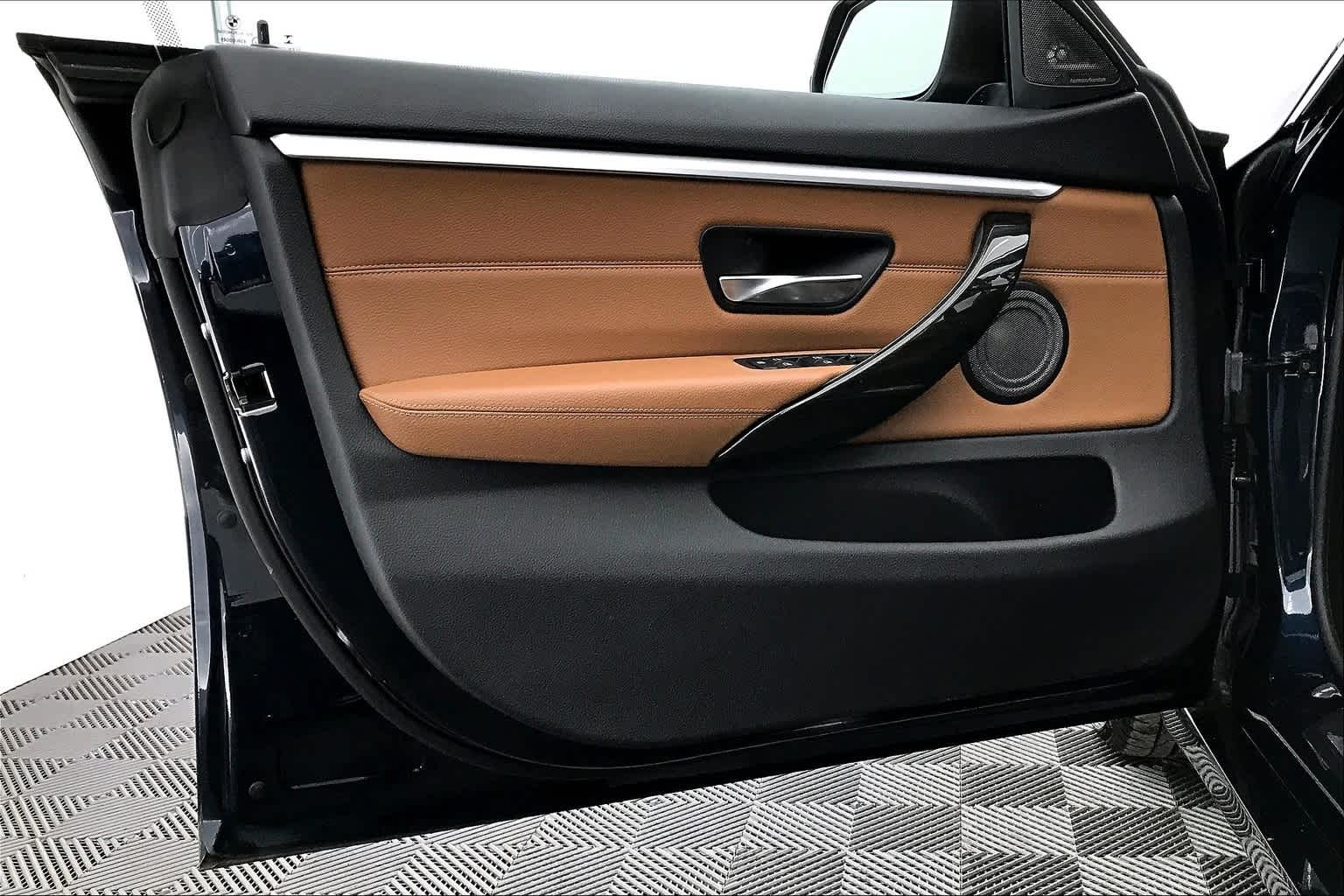 Thumbnail: 2017 BMW 4 Series - 25