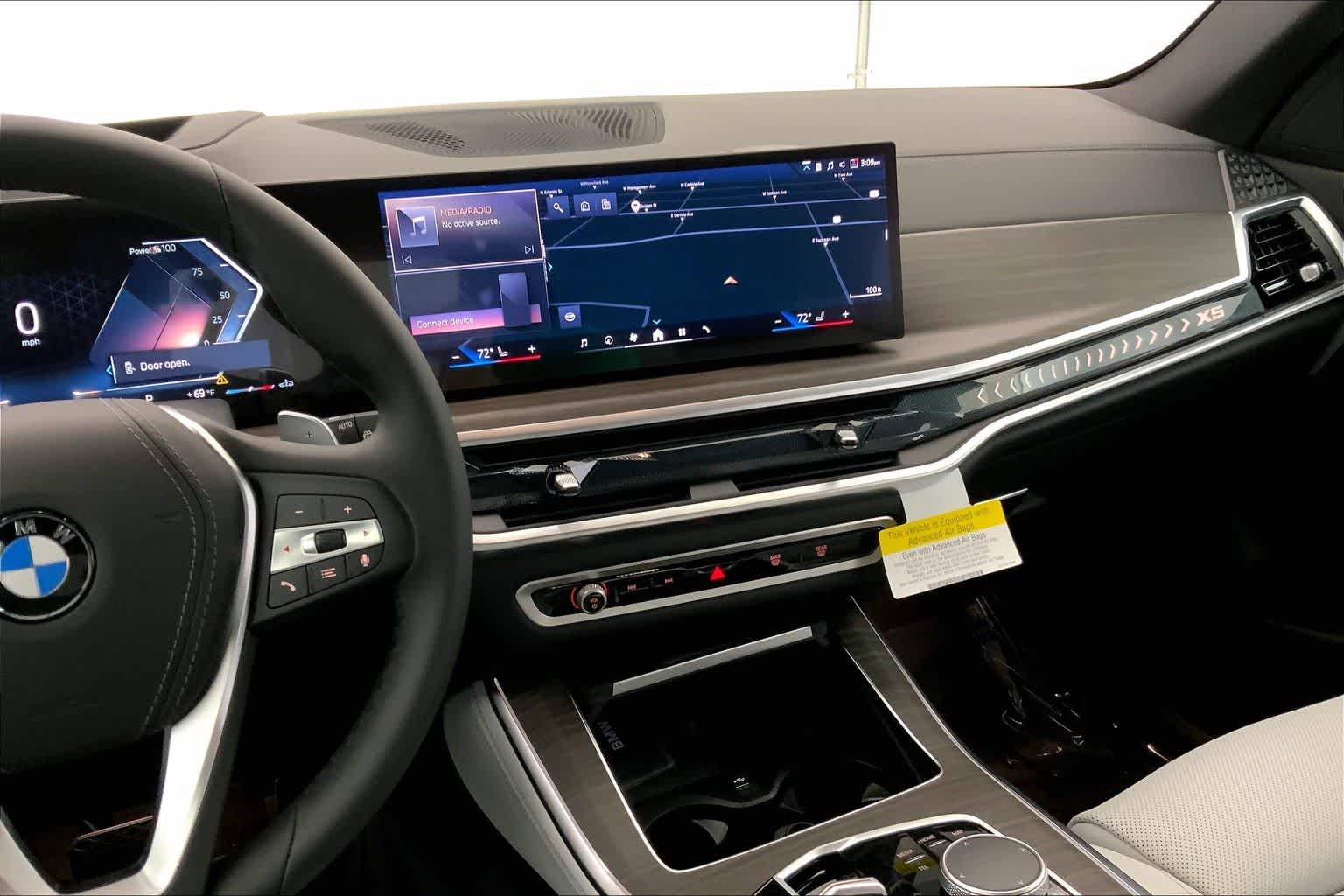 Thumbnail: 2026 BMW X5 - 16