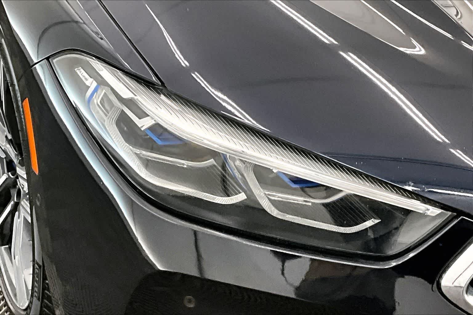 Thumbnail: 2020 BMW 8 Series - 31