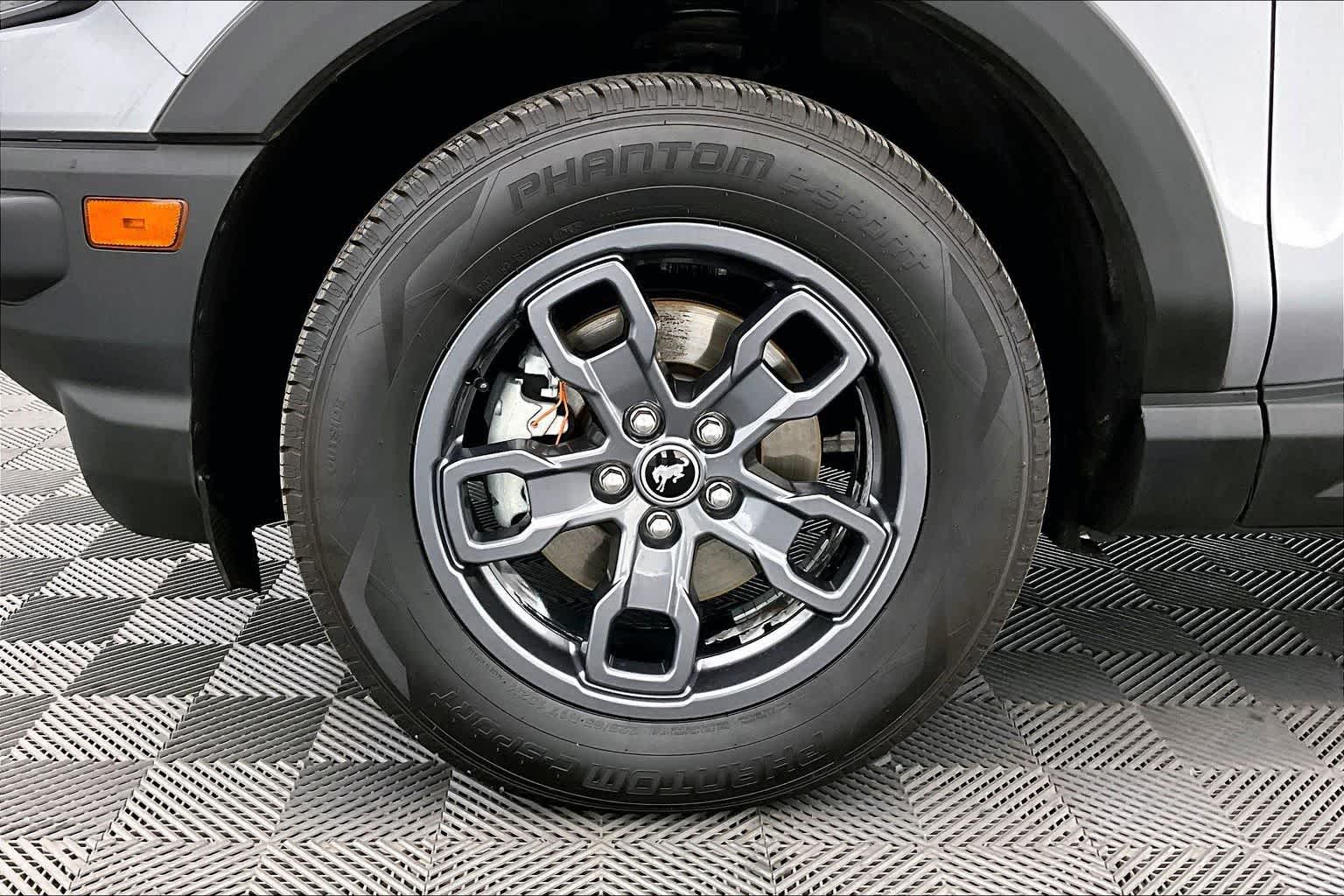 Thumbnail: 2021 Ford Bronco Sport - 8