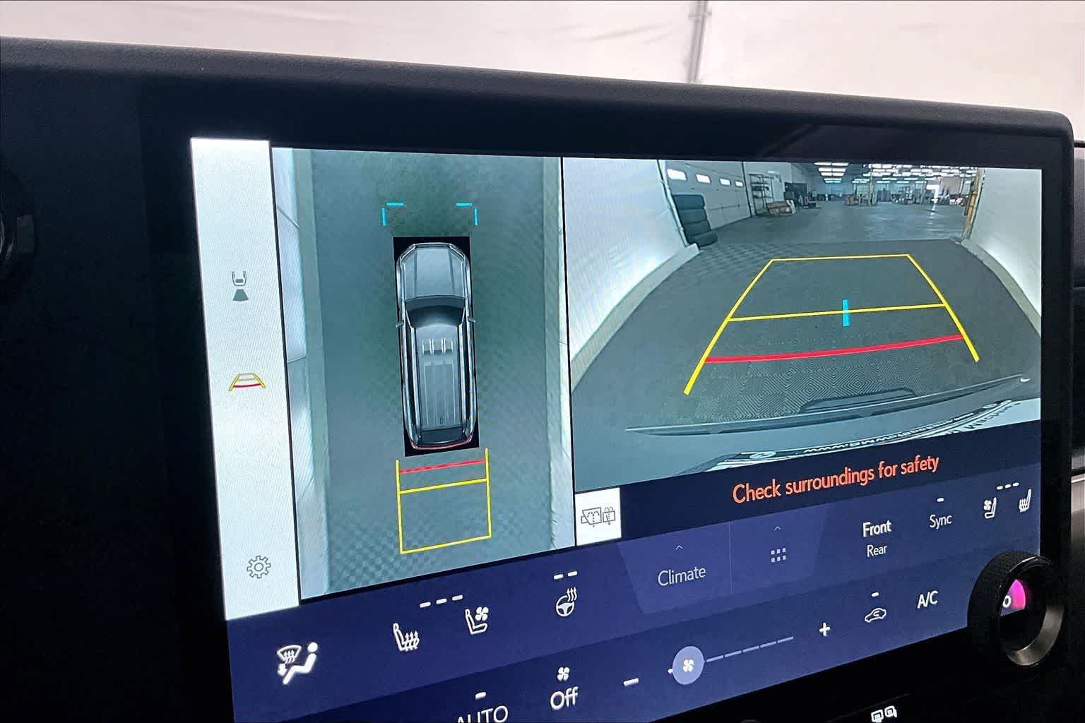 Thumbnail: 2024 Lexus GX - 26