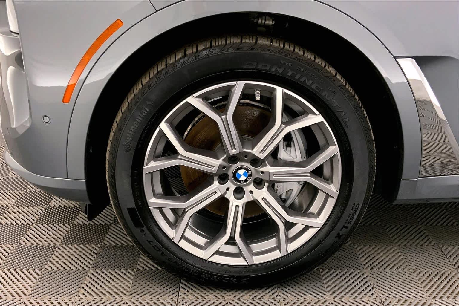 Thumbnail: 2024 BMW X7 - 8