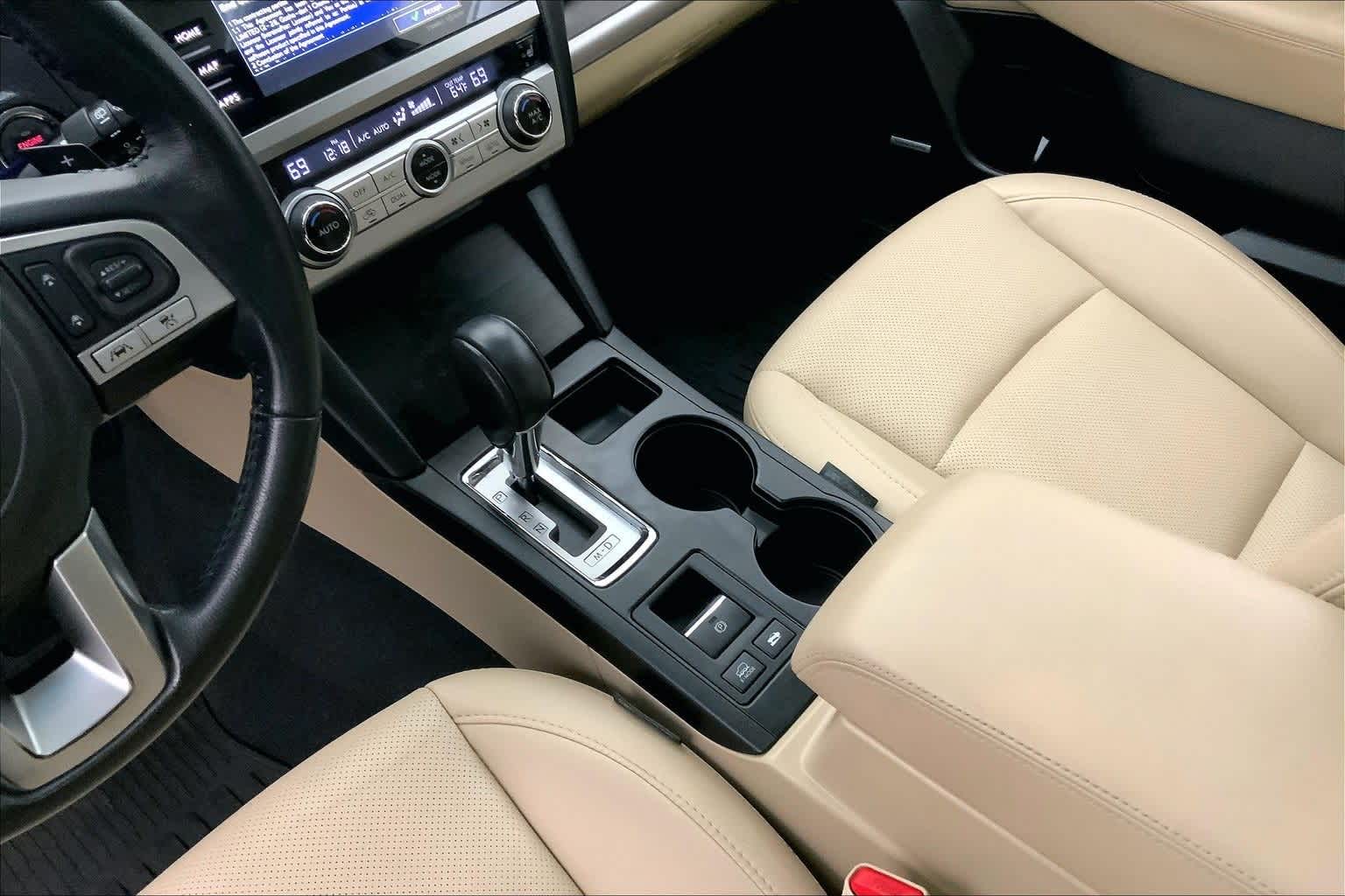 Thumbnail: 2016 Subaru Outback - 16