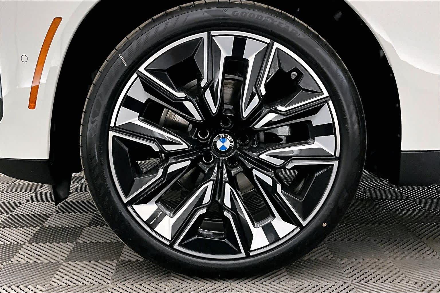 Thumbnail: 2026 BMW X3 - 8