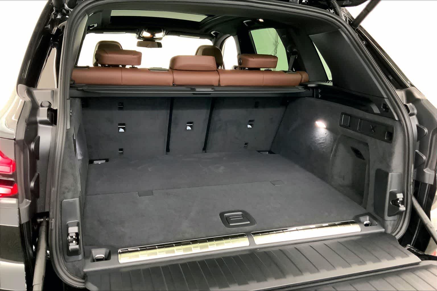 Thumbnail: 2026 BMW X5 - 19