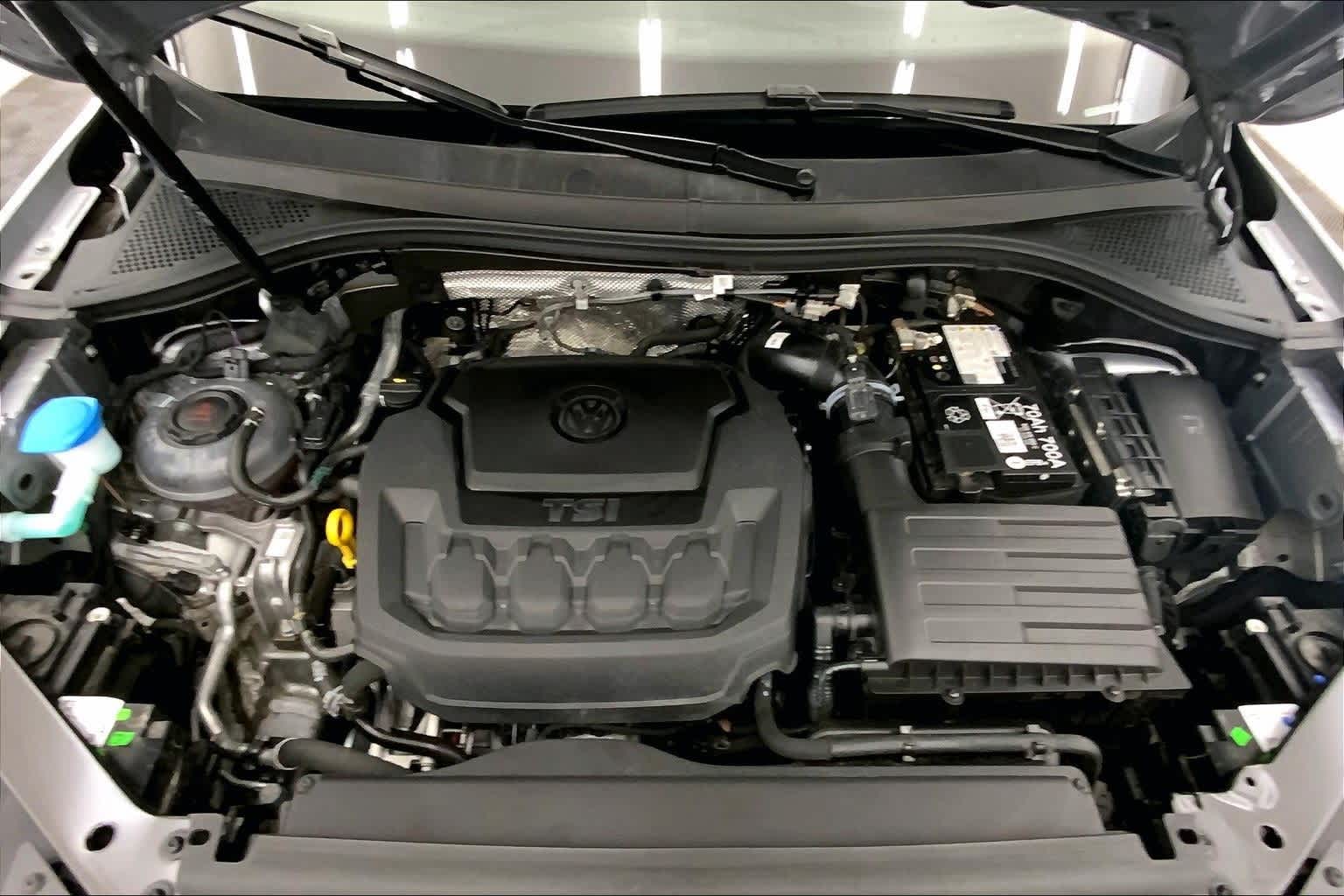 Thumbnail: 2024 Volkswagen Tiguan - 9