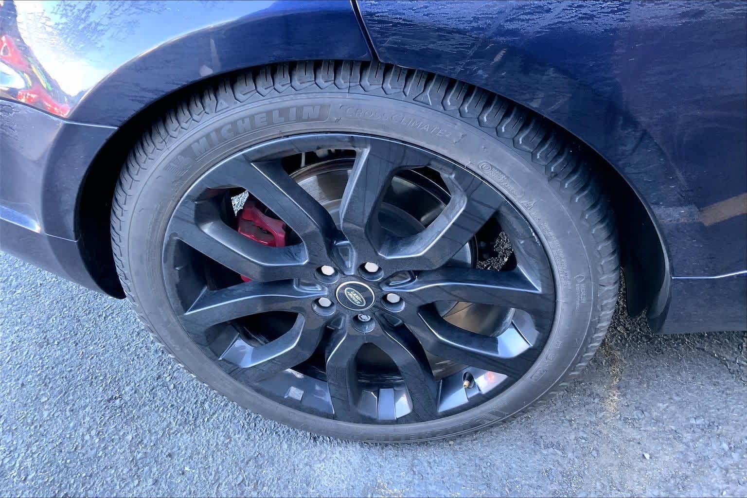 Thumbnail: 2021 Land Rover Range Rover Sport - 20