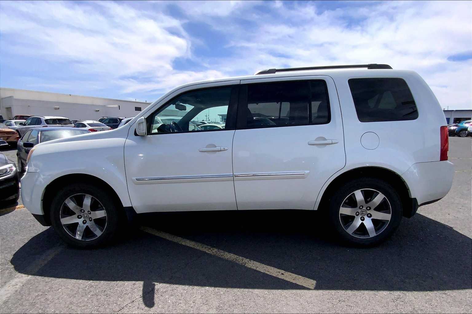 Thumbnail: 2013 Honda Pilot - 3