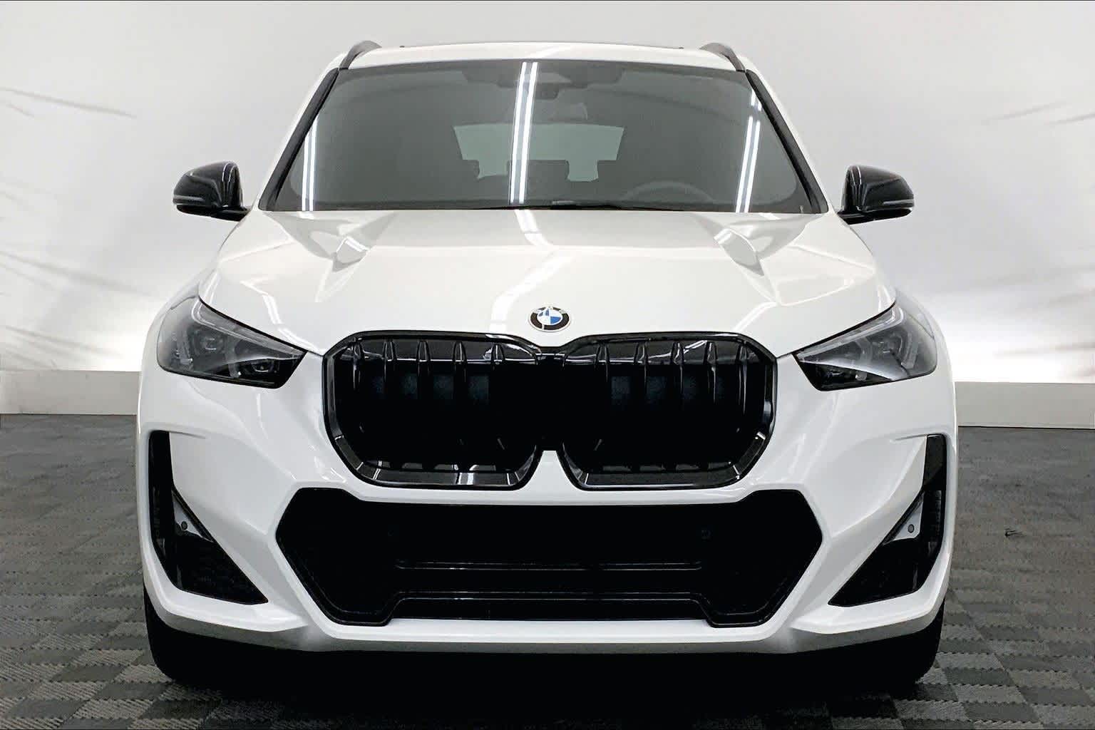 Thumbnail: 2026 BMW X1 - 6