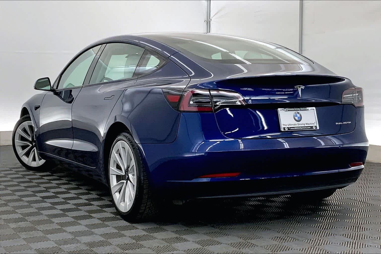 Thumbnail: 2022 Tesla Model 3 - 4