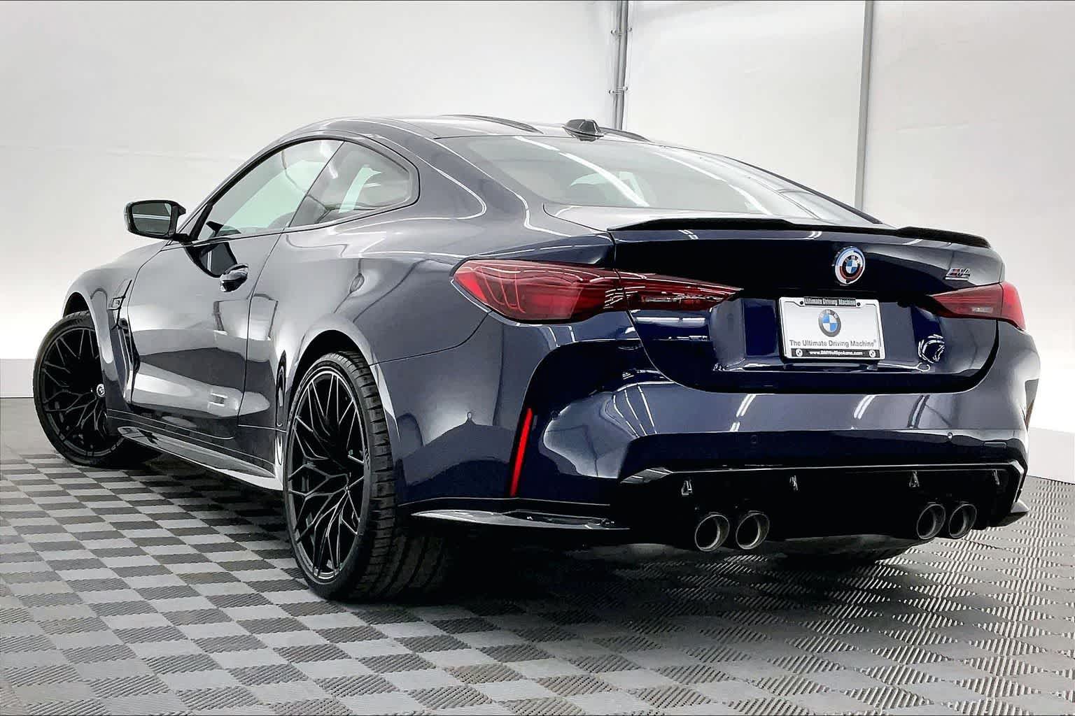 Thumbnail: 2026 BMW M4 - 4