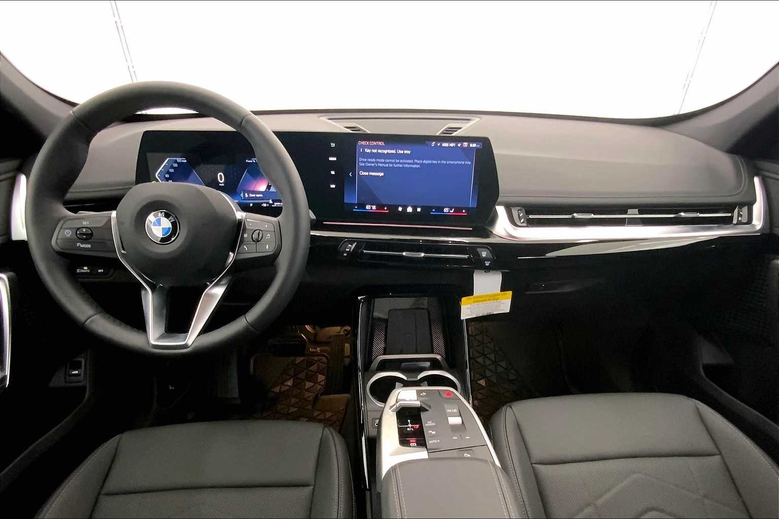 Thumbnail: 2025 BMW X1 - 10