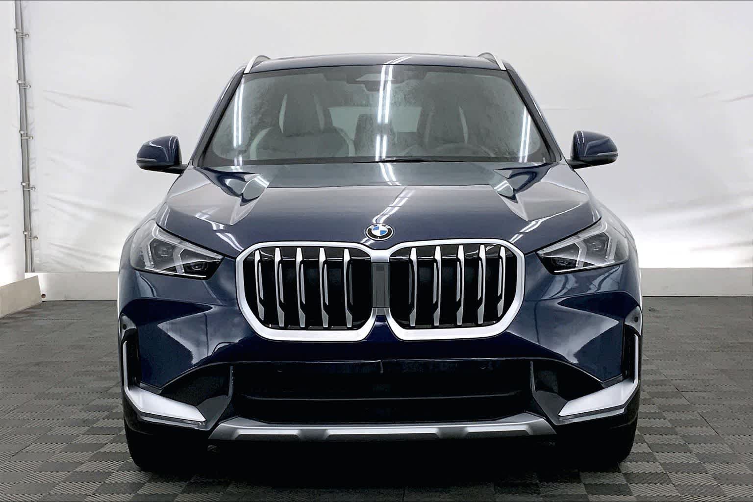 Thumbnail: 2026 BMW X1 - 6