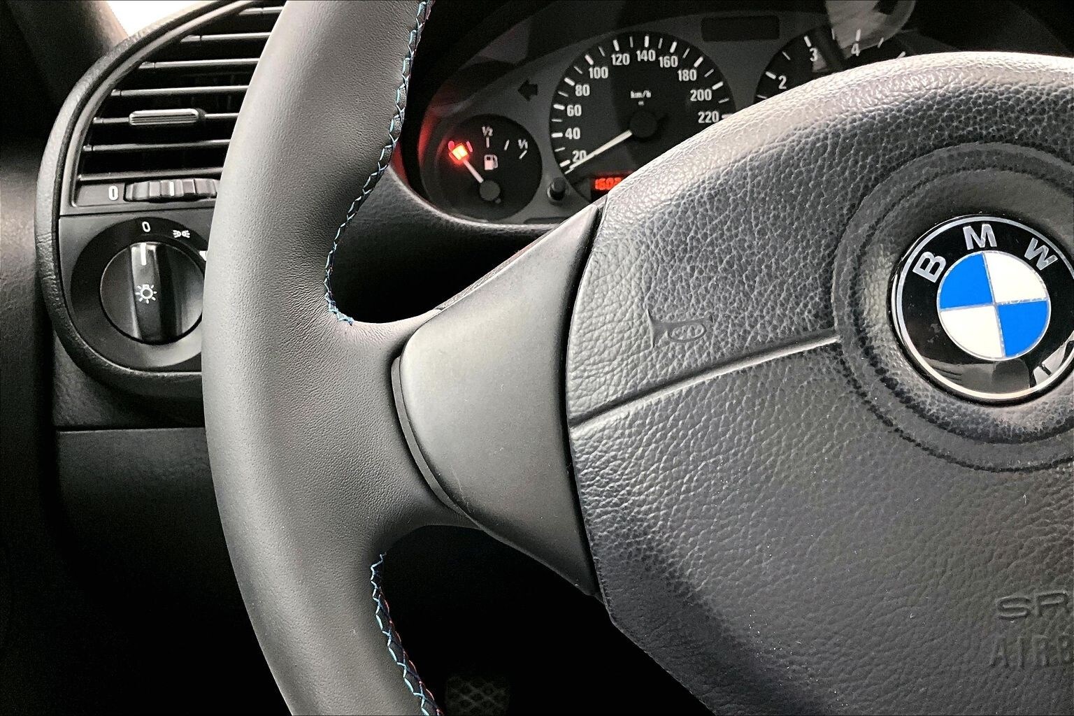 Thumbnail: 1998 BMW 3 Series - 24