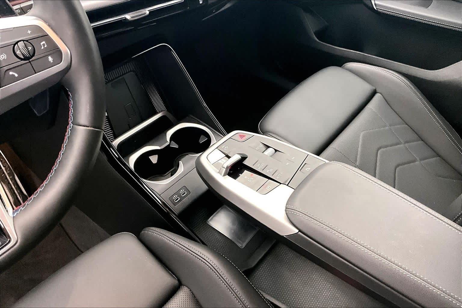 Thumbnail: 2025 BMW X1 - 16