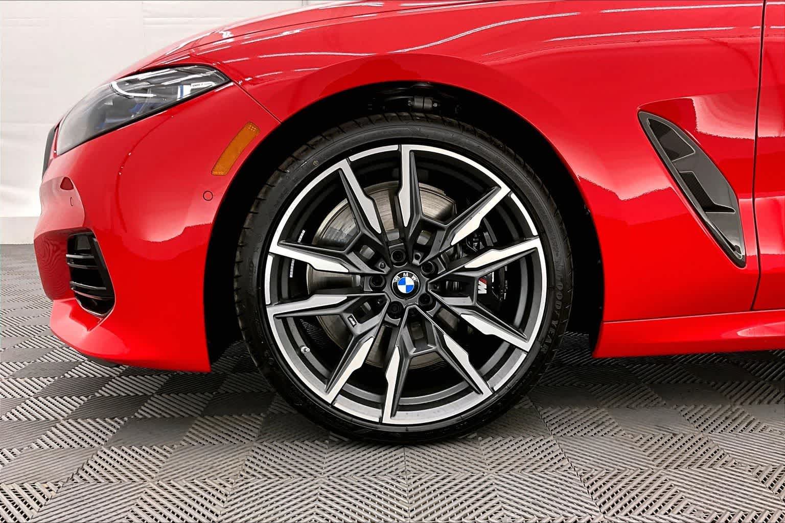 Thumbnail: 2026 BMW 8 Series - 8