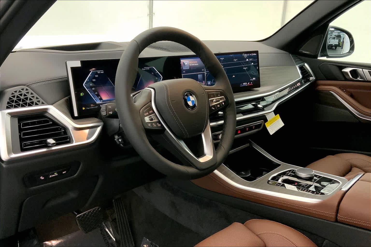 Thumbnail: 2026 BMW X5 - 2