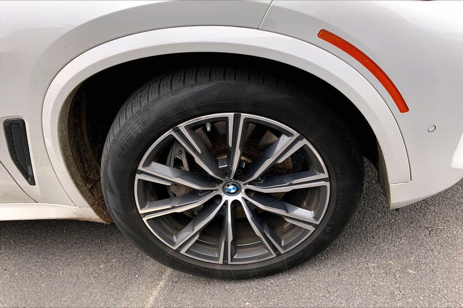 Thumbnail: 2023 BMW X5 - 14