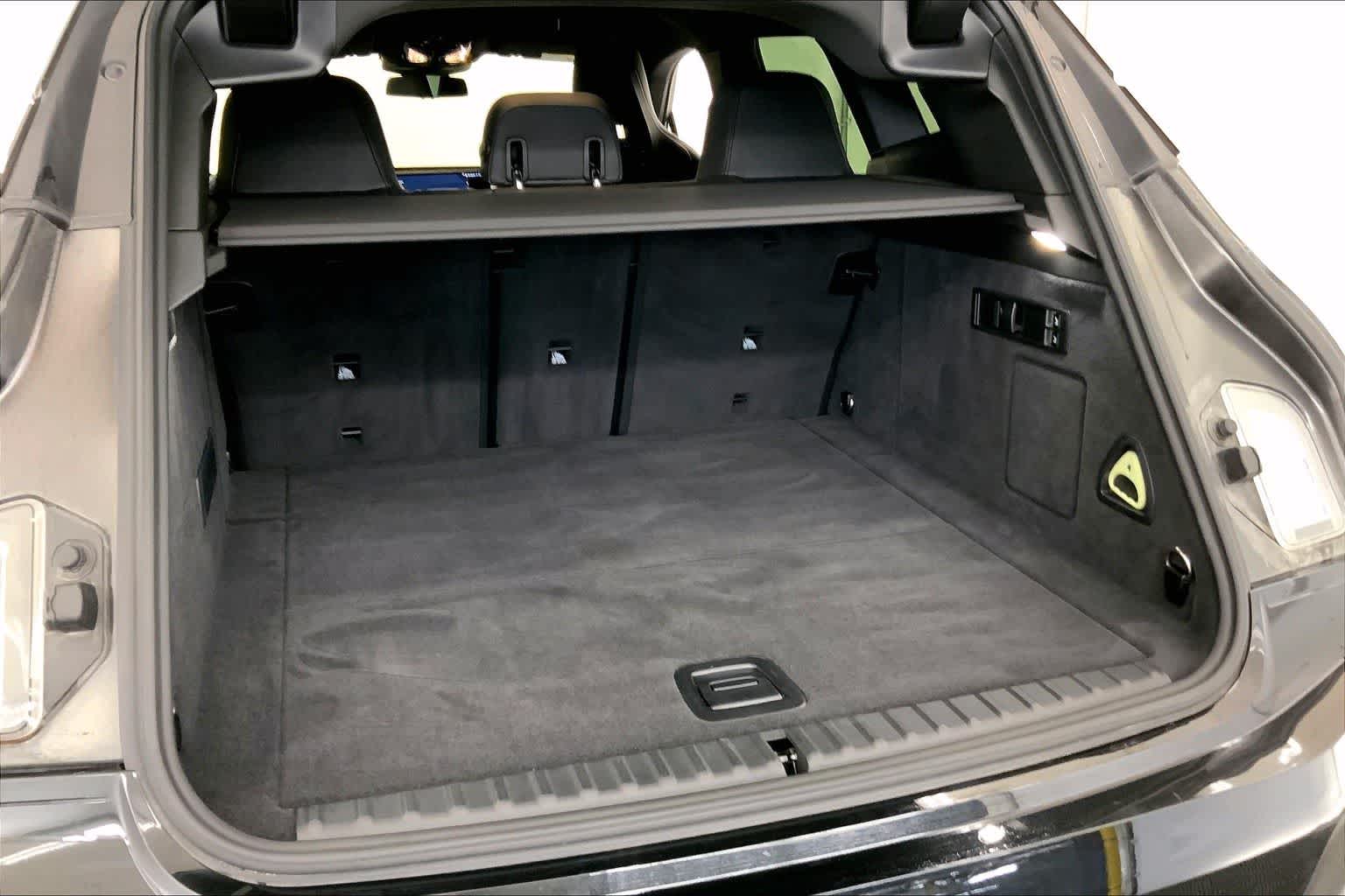 Thumbnail: 2024 BMW iX - 17