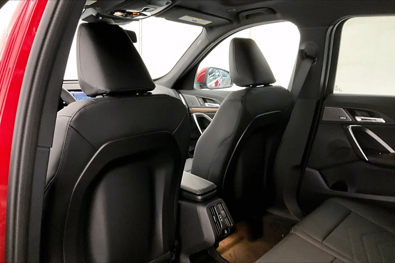 Thumbnail: 2026 BMW X1 - 12