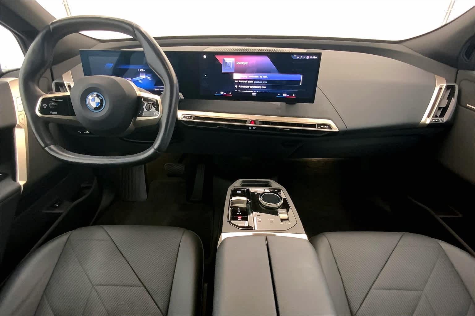 2023 BMW iX xDrive50 10