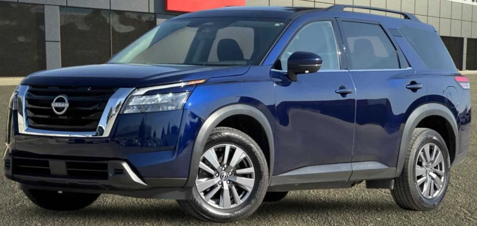 Thumbnail: 2025 Nissan Pathfinder - 1