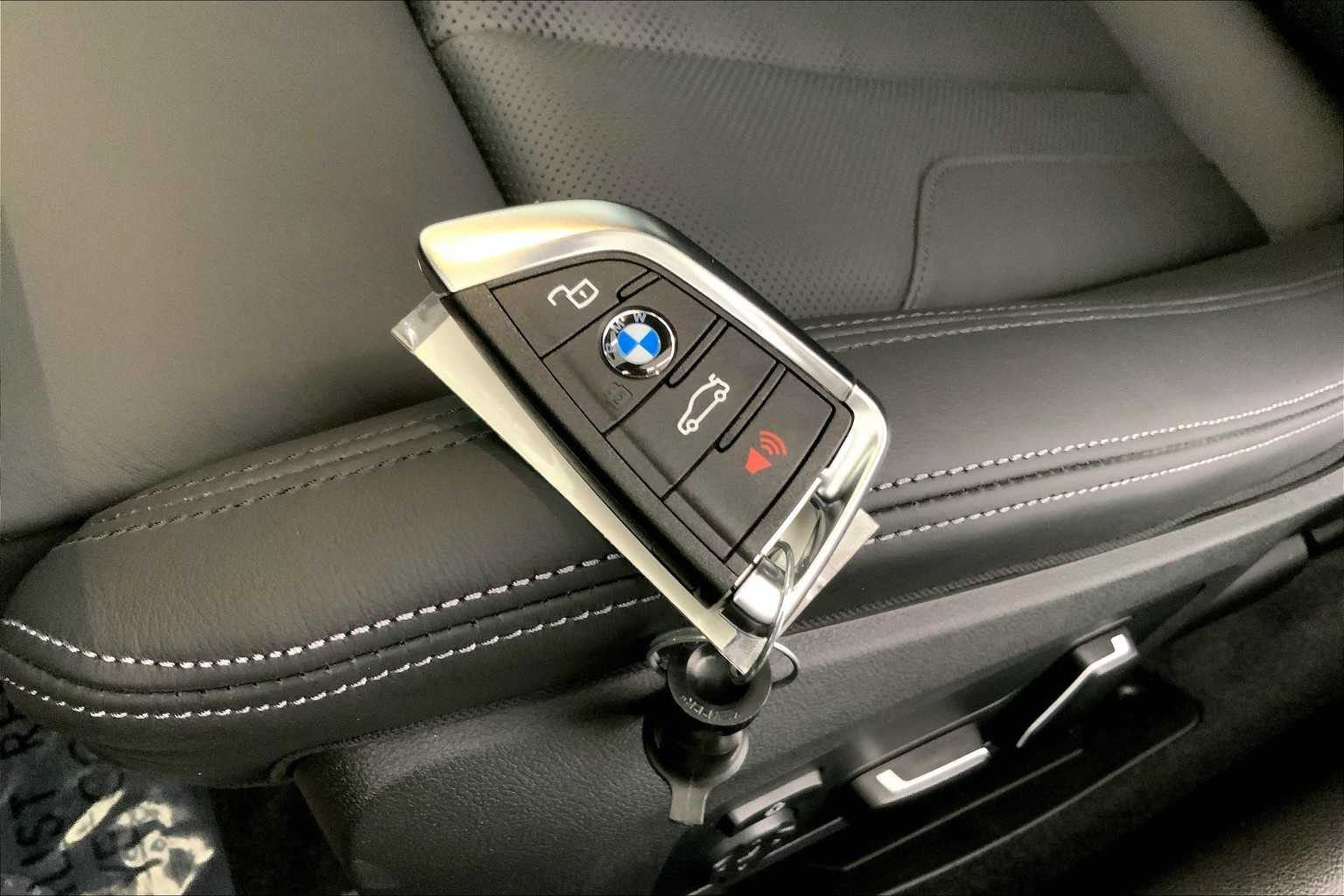 Thumbnail: 2026 BMW M4 - 19