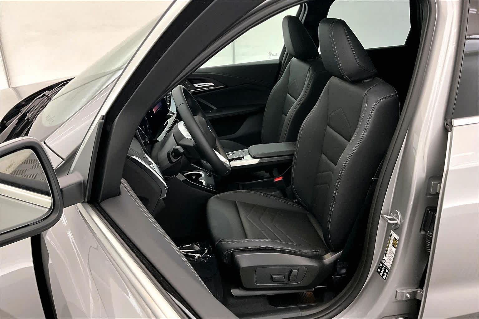 Thumbnail: 2026 BMW X1 - 11