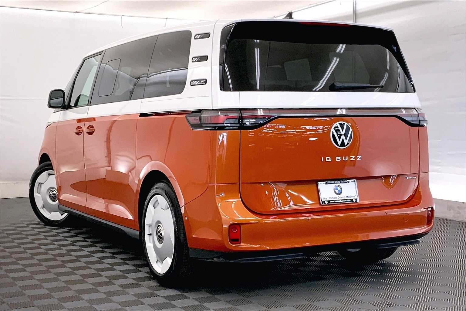Thumbnail: 2025 Volkswagen ID.Buzz - 4