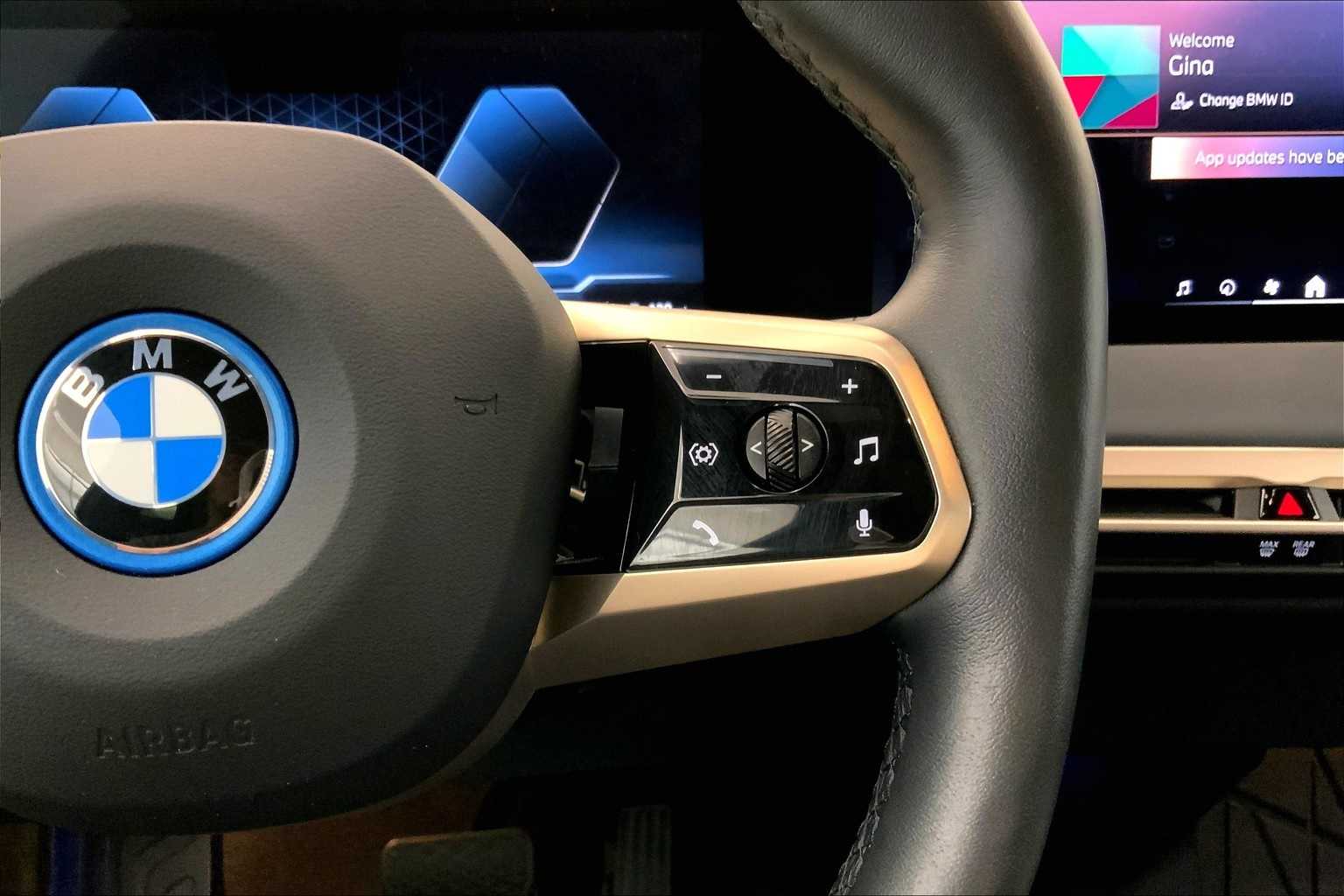 Thumbnail: 2024 BMW iX - 25