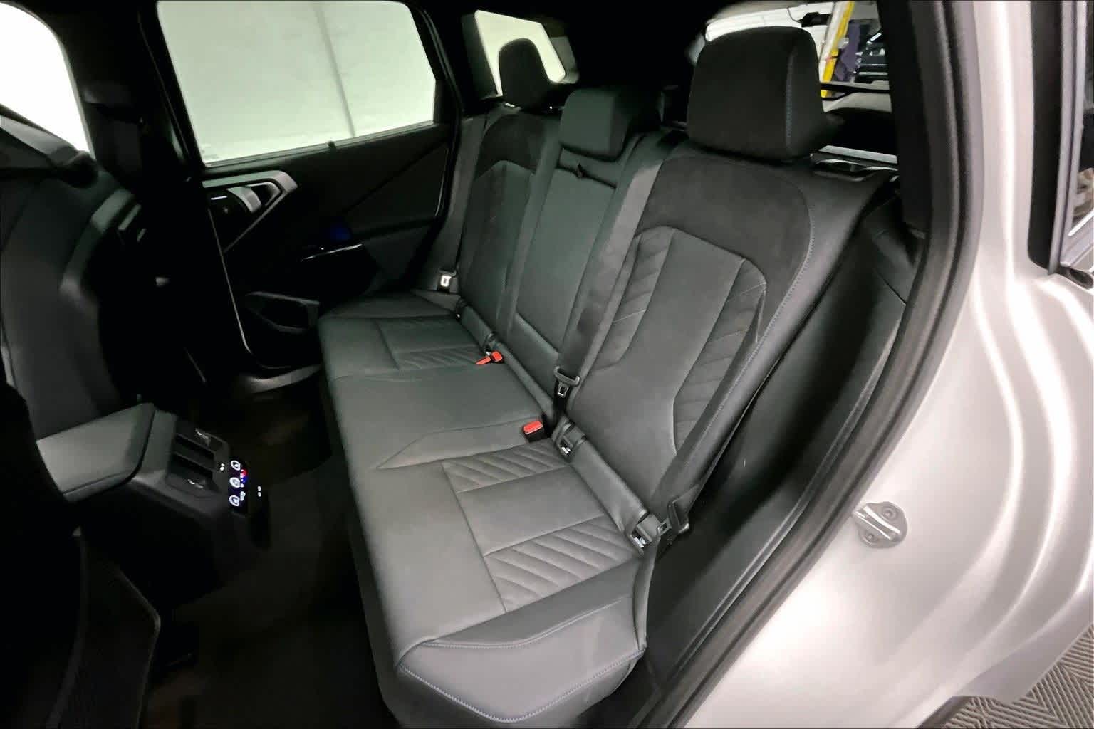 Thumbnail: 2026 BMW X3 - 13