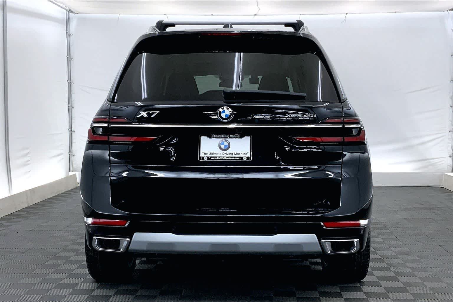 Thumbnail: 2026 BMW X7 - 5