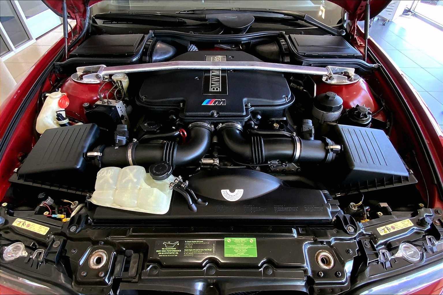 Thumbnail: 2001 BMW M5 - 9