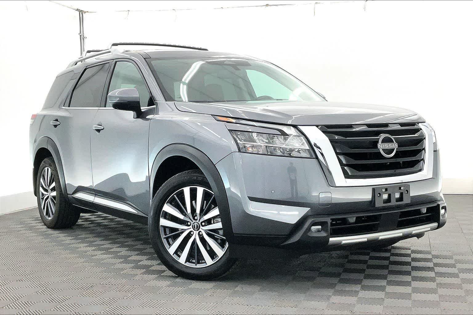 Thumbnail: 2022 Nissan Pathfinder - 21