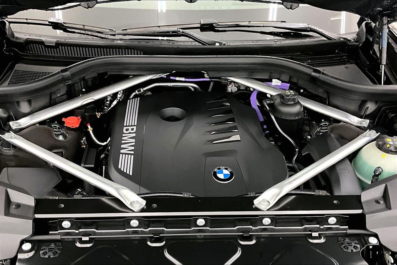 Thumbnail: 2026 BMW X7 - 9