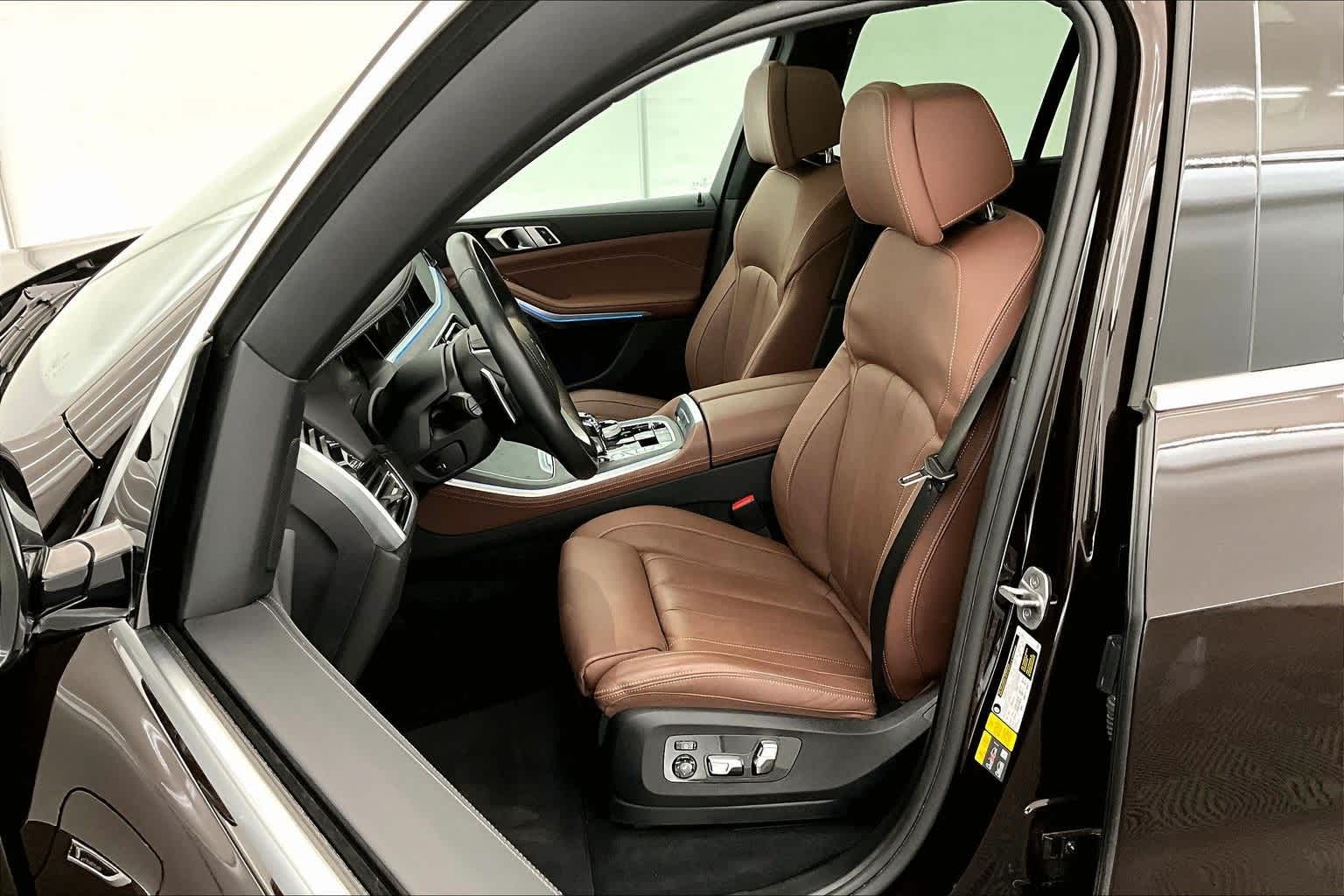 Thumbnail: 2022 BMW X5 - 11