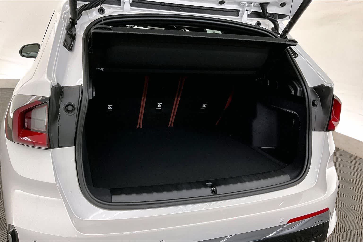 Thumbnail: 2026 BMW X1 - 19