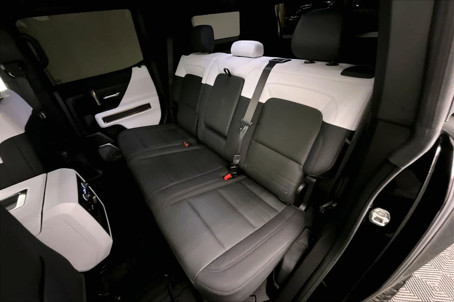 Thumbnail: 2025 GMC Hummer EV - 29