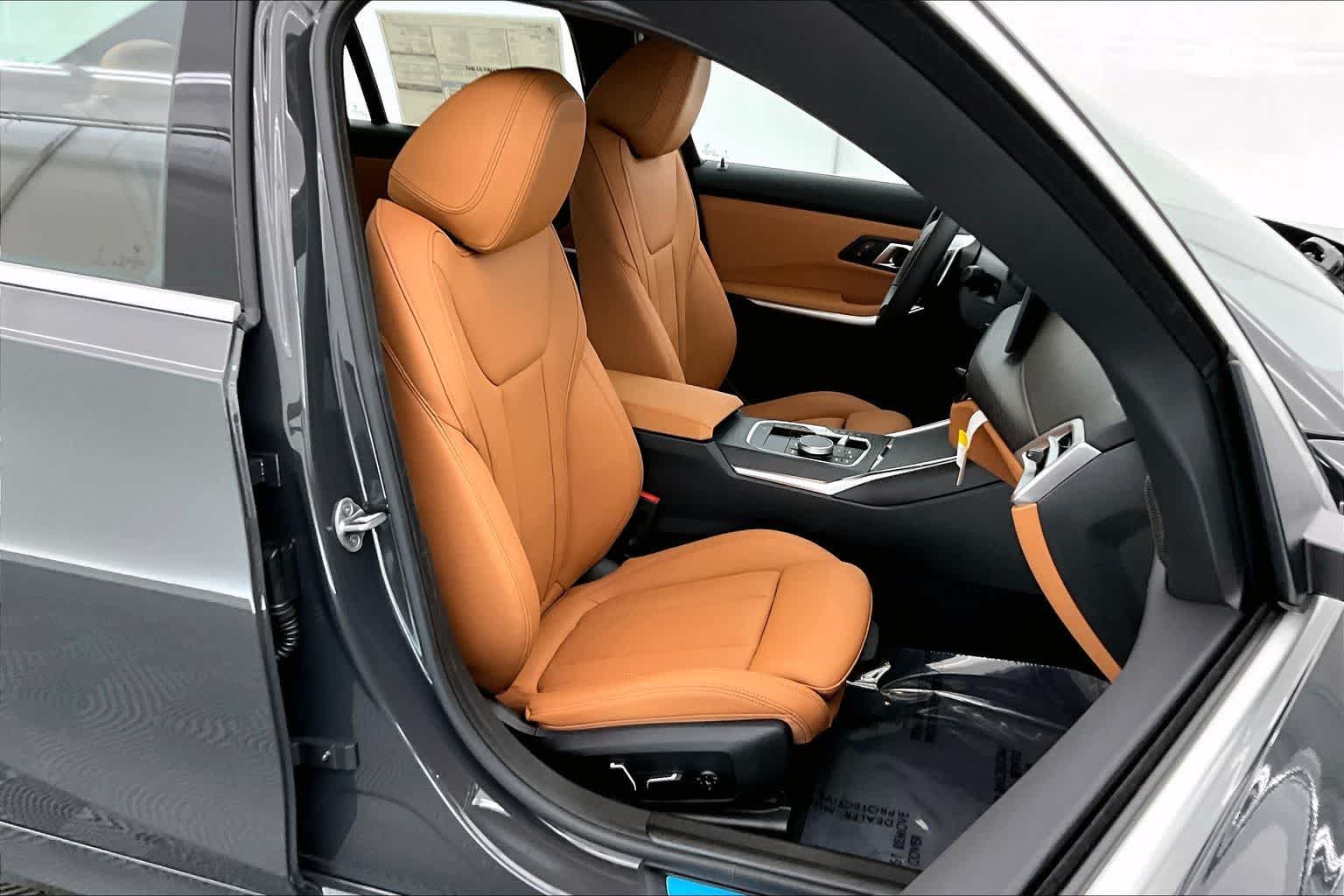 Thumbnail: 2026 BMW 3 Series - 14